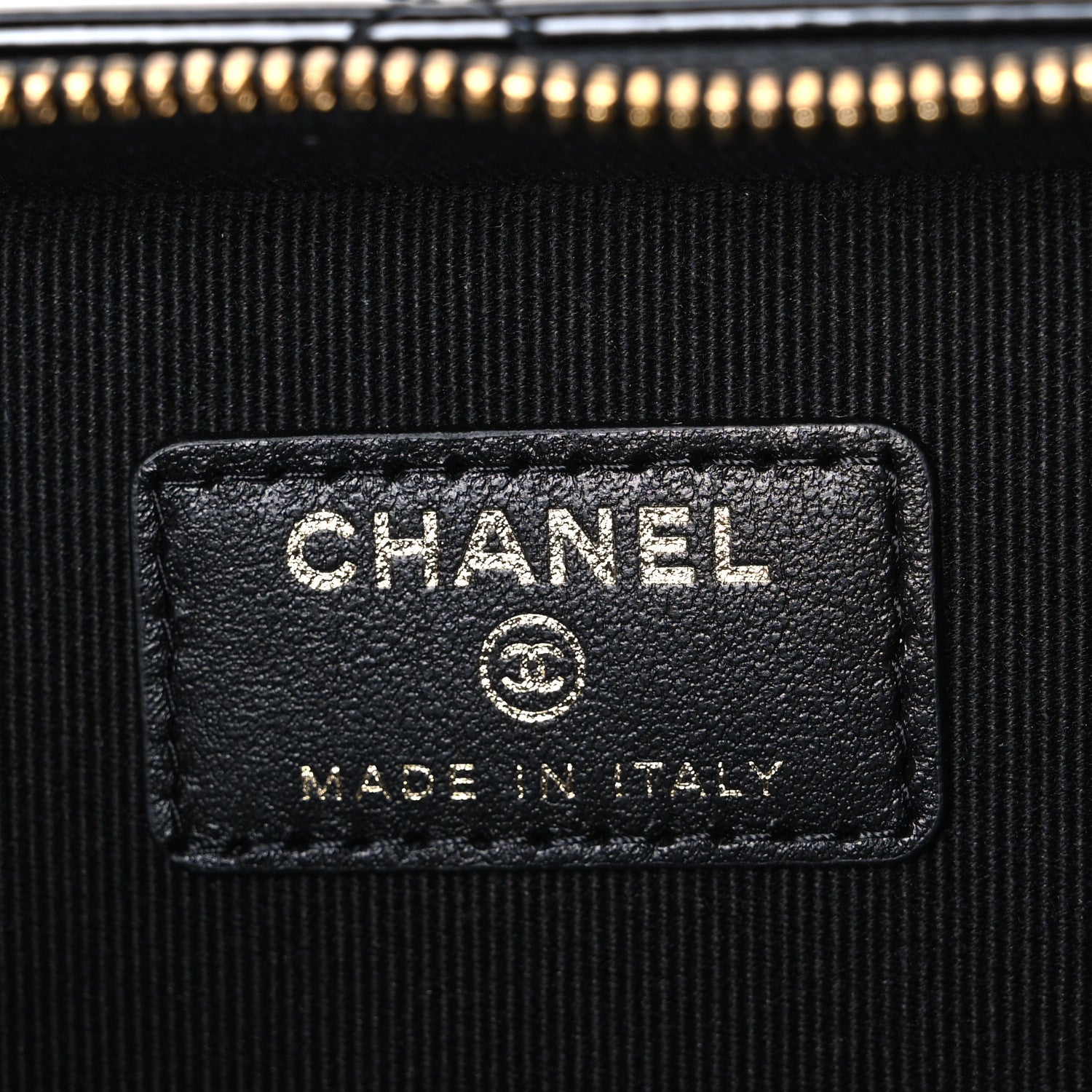 Patent Quilted Top Handle Vanity Case Black — view 5