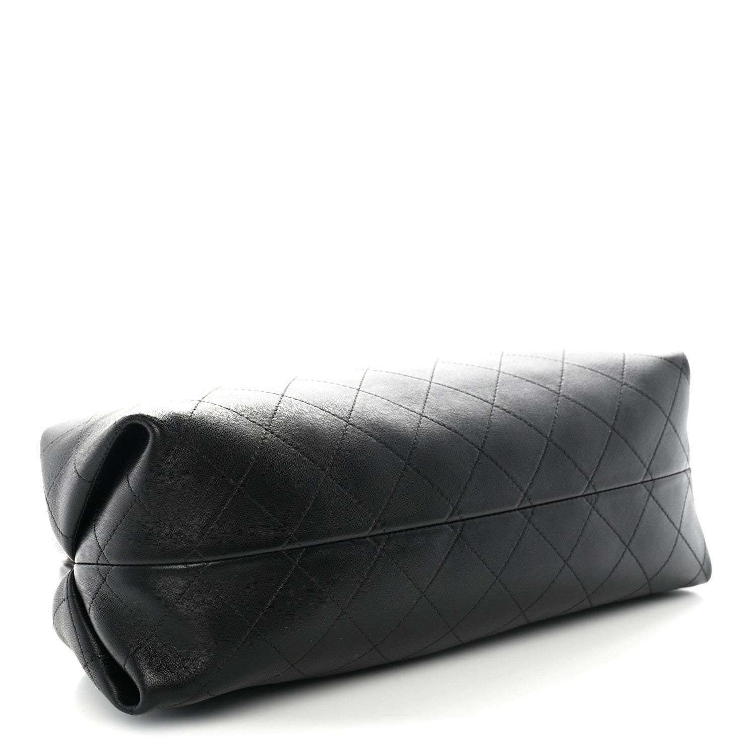 Lambskin Stitched Clutch With Chain Black — view 4