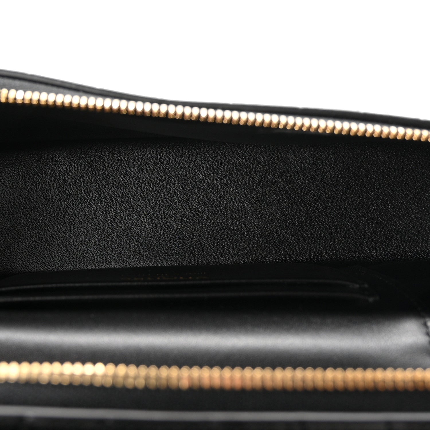 Calfskin Crocodile Embossed Crococo Exoticoco Vanity With Chain Black — view 5