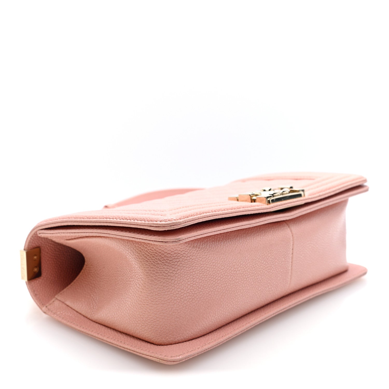 Caviar Quilted Medium Boy Flap Light Pink — view 4