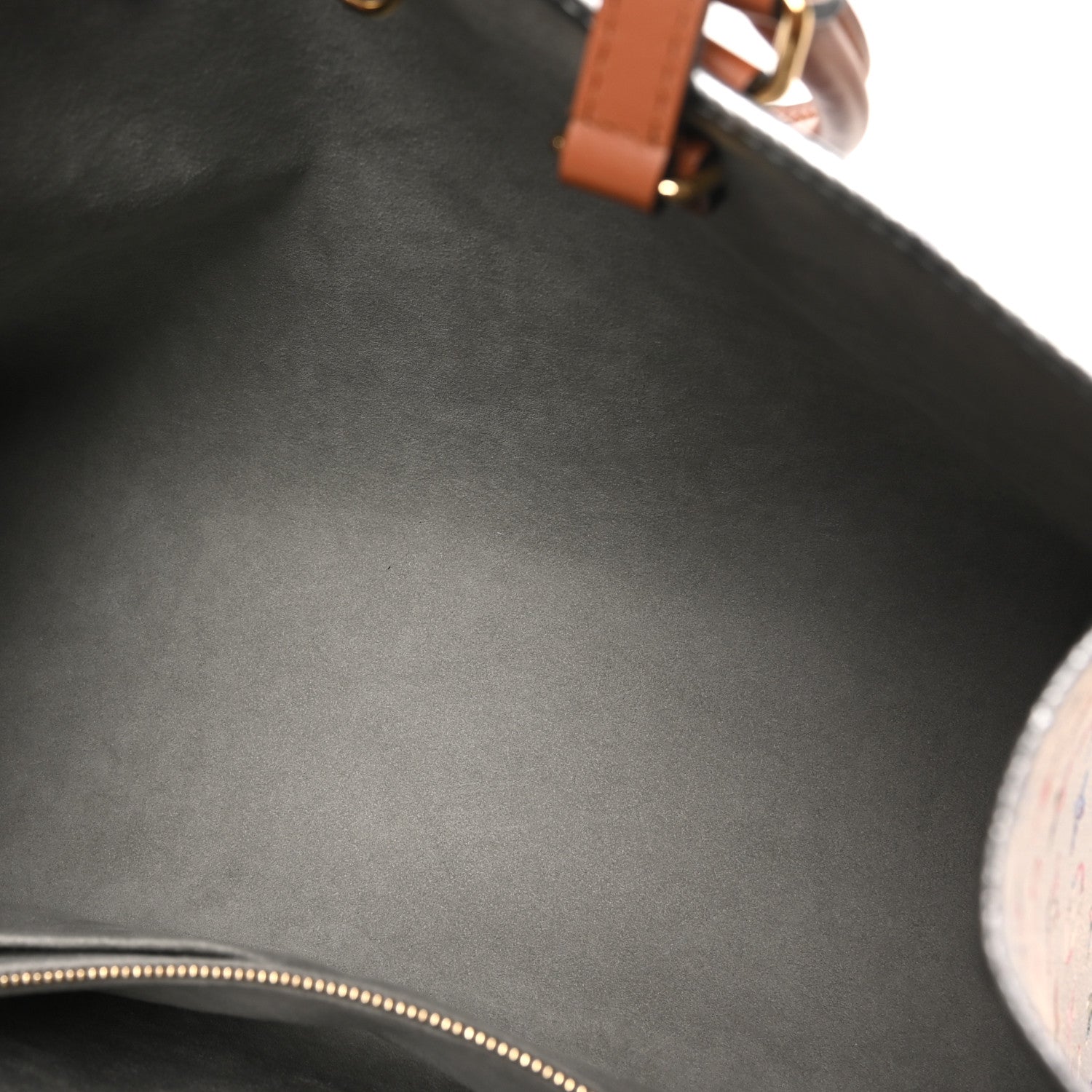 Metallic Monogram LV Garden OnTheGo MM Silver — view 5