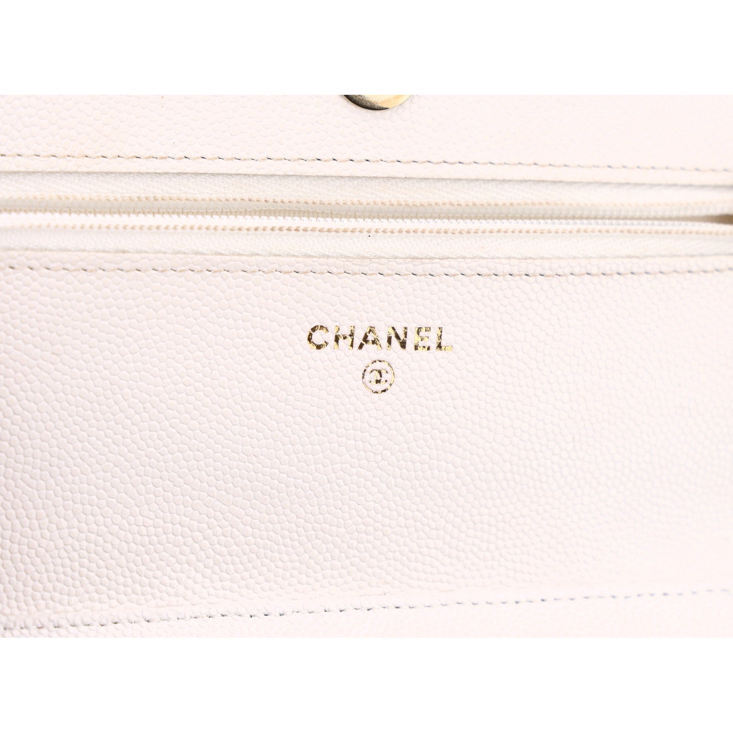 Caviar Quilted Wallet On Chain WOC White — view 5