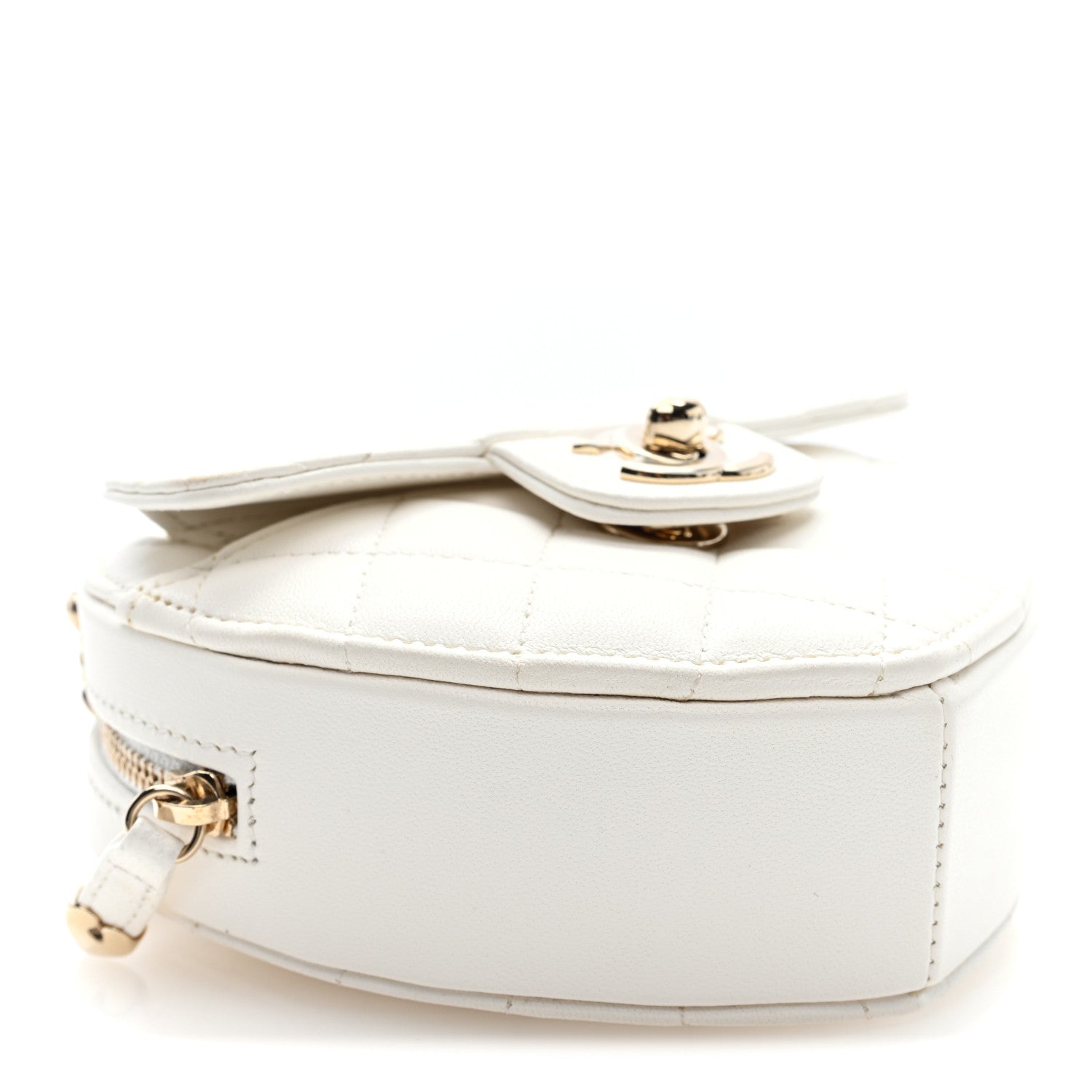 Lambskin Quilted CC In Love Heart Clutch With Chain White — view 3