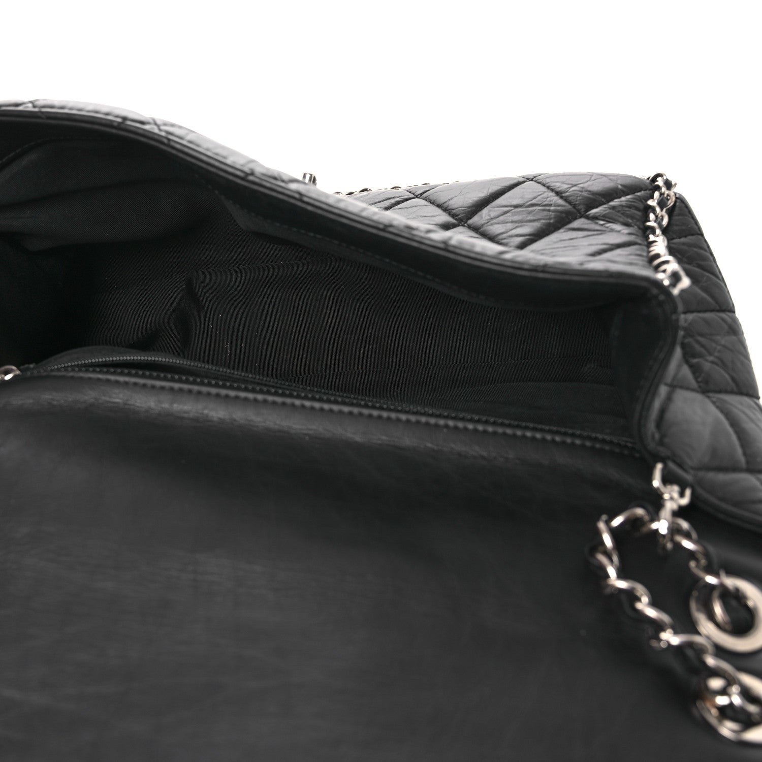 Crumpled Calfskin Quilted Large Chain Around Flap Black — view 5