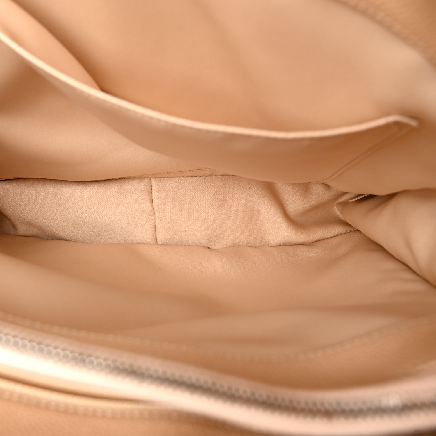 Caviar Quilted Grand Shopping Tote GST Beige — view 5