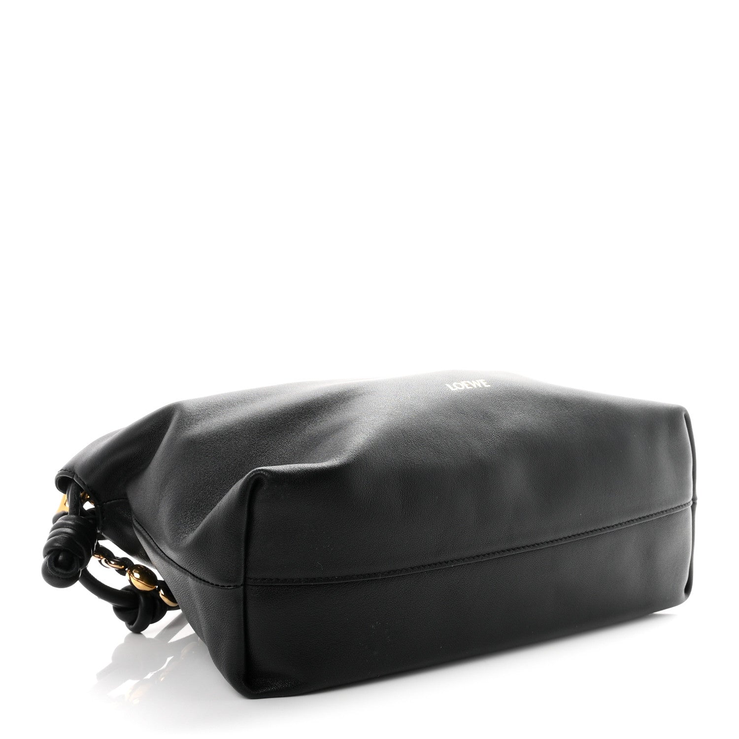 Mellow Nappa Medium Donut Chain Flamenco Knot Clutch Black — view 4