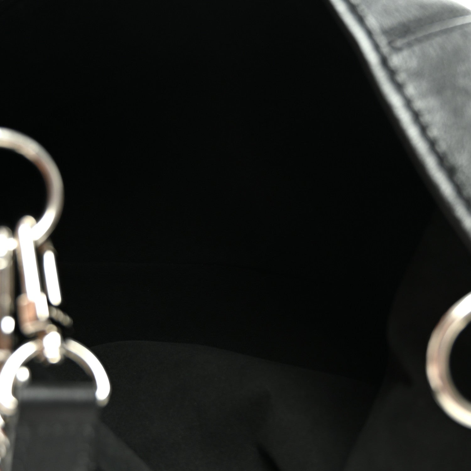 Lambskin CarryAll Cargo Vibe PM Black Black — view 5