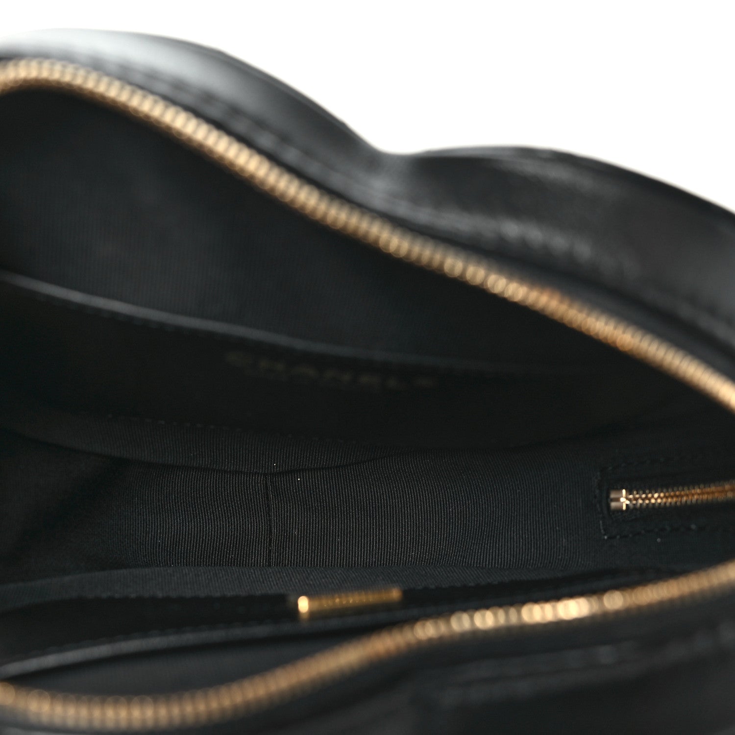 Lambskin Quilted CC In Love Heart Bag Black — view 5