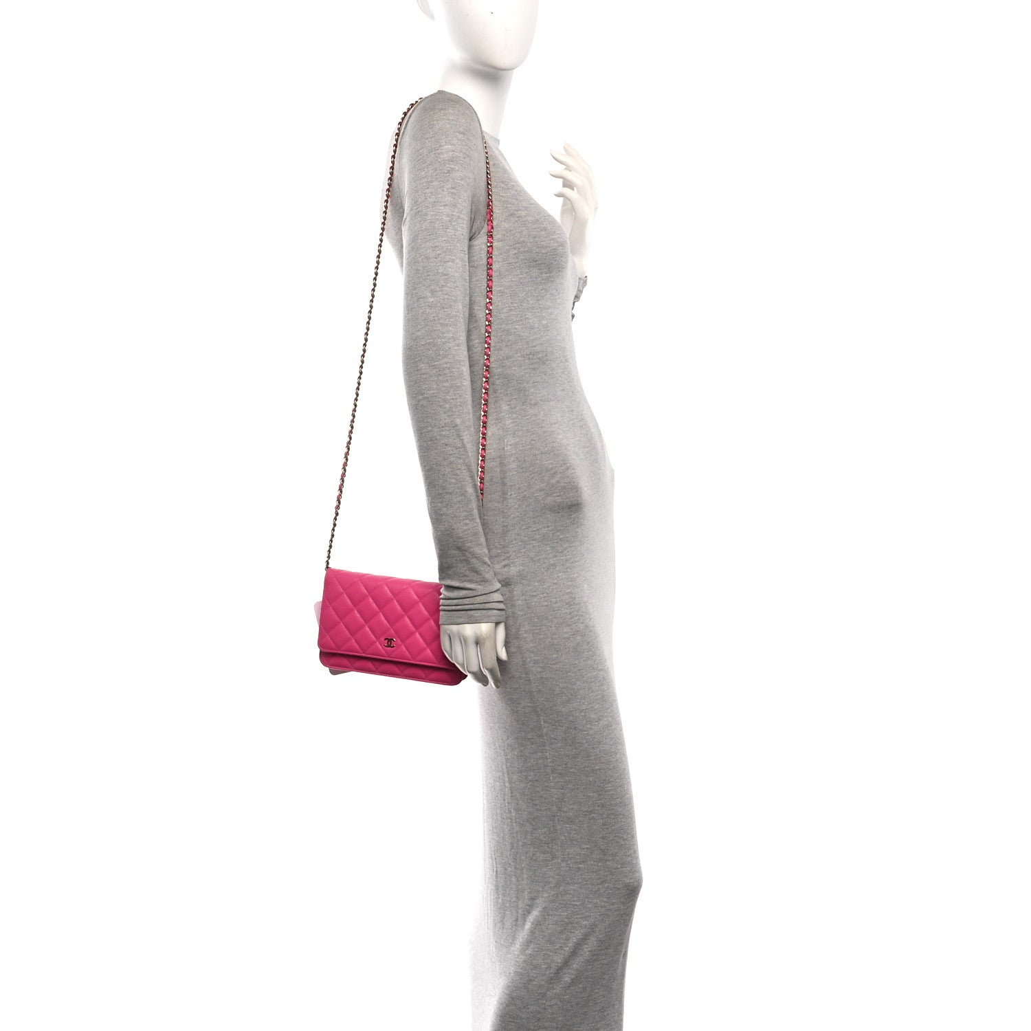 Caviar Quilted Wallet on Chain WOC Dark Pink — view 2
