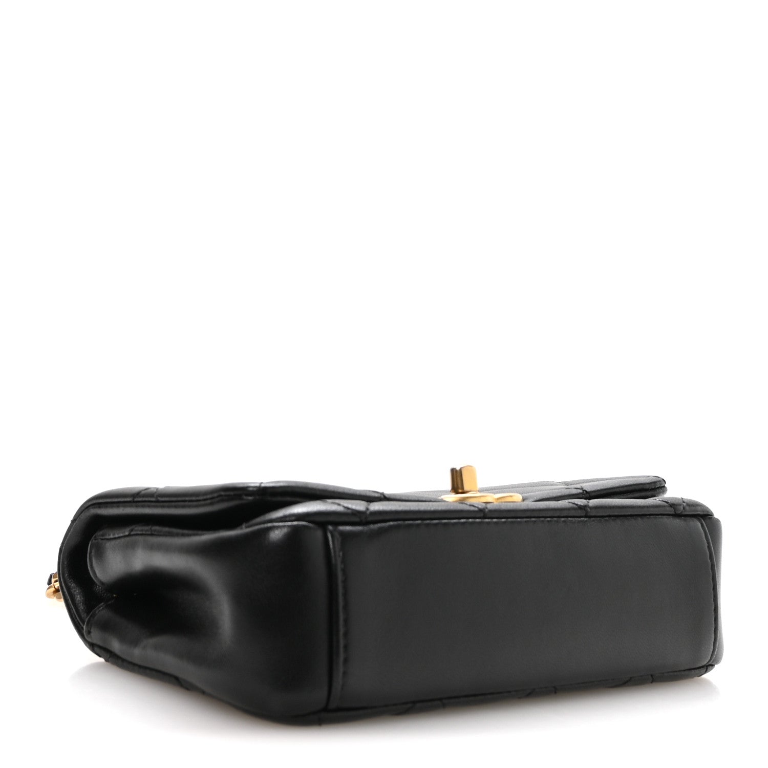 Shiny Lambskin Small Chain Is More Flap Black — view 4