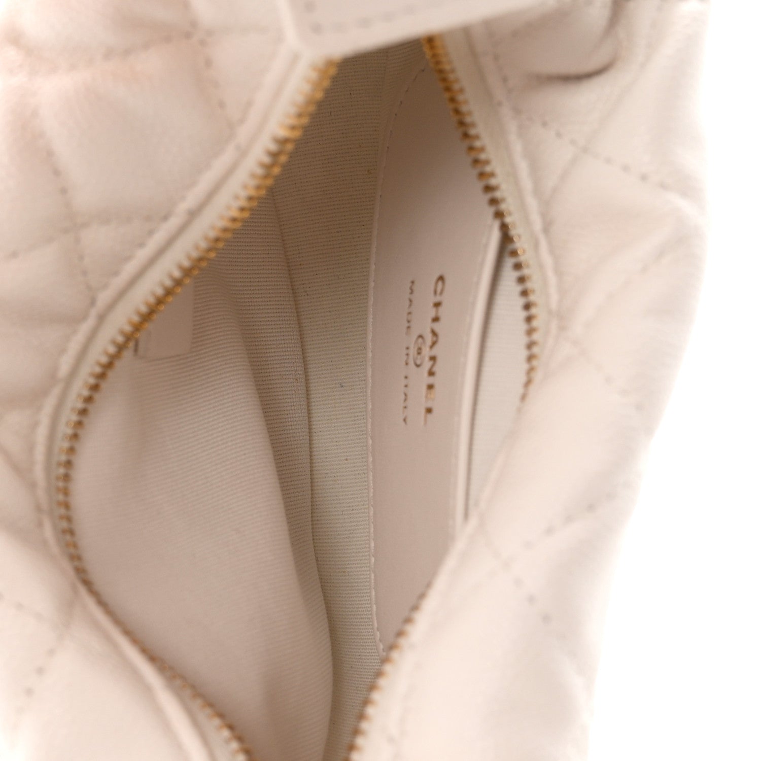 Caviar Quilted Polly Pocket Pouch Hobo White — view 5