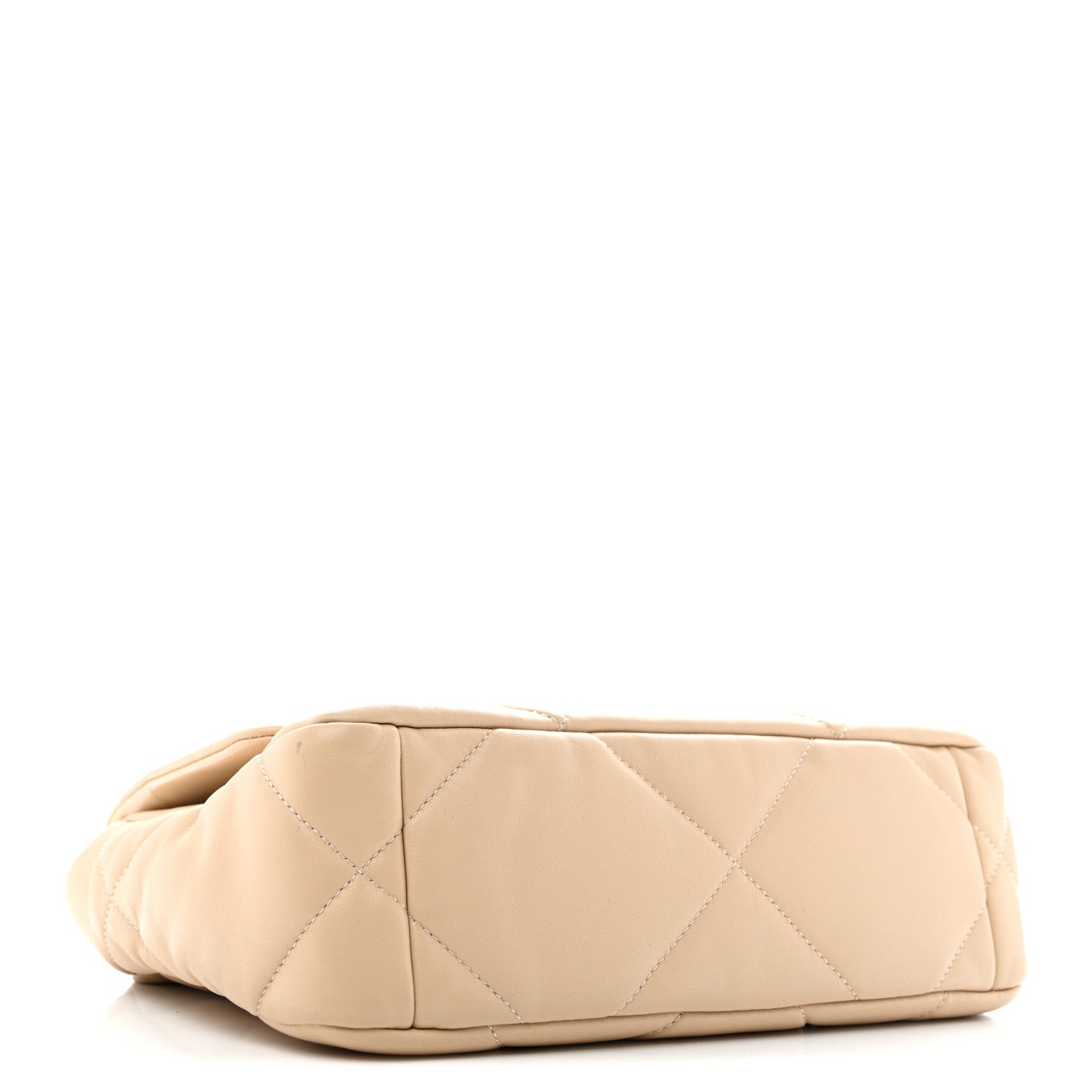 Lambskin Quilted Medium Chanel 19 Flap Beige — view 4