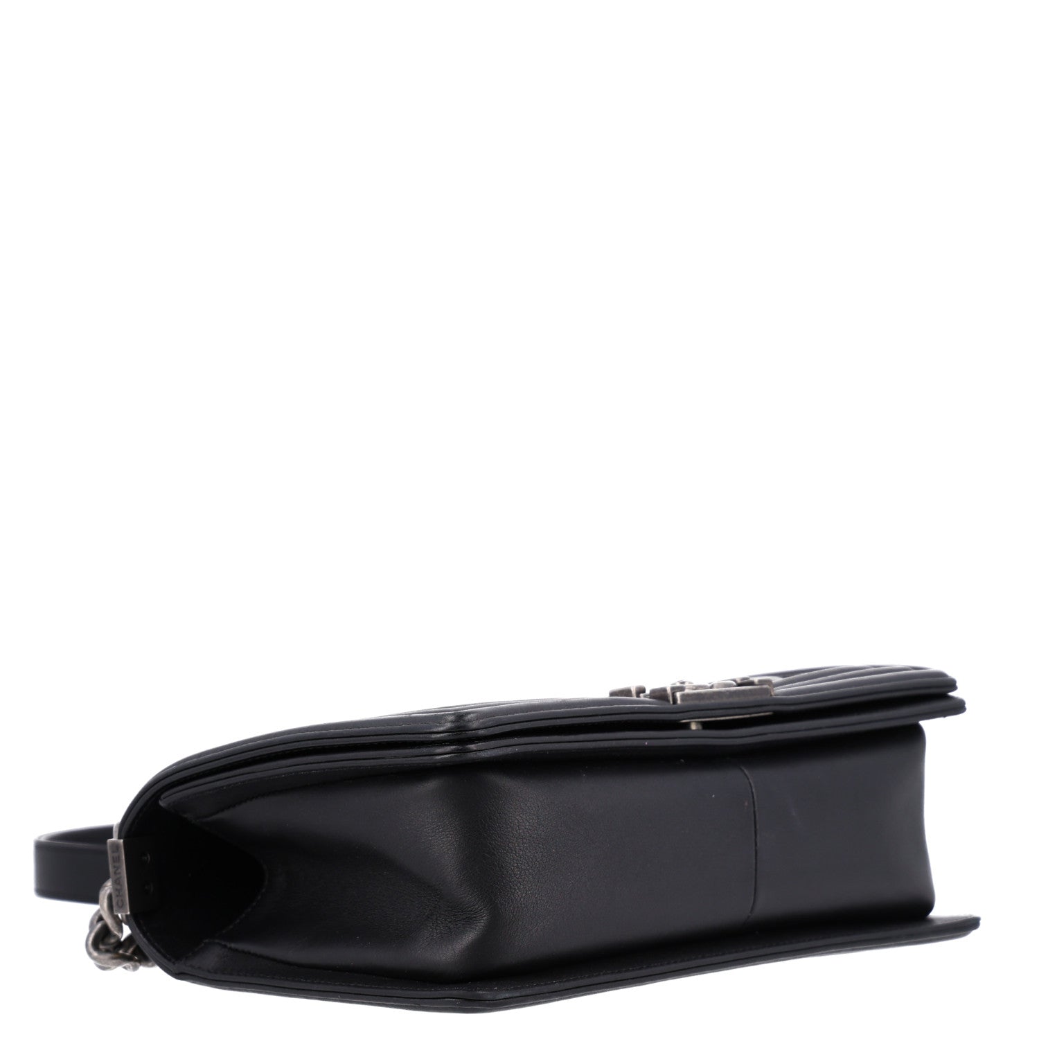 Lambskin Chevron Quilted Medium Boy Flap Black — view 4