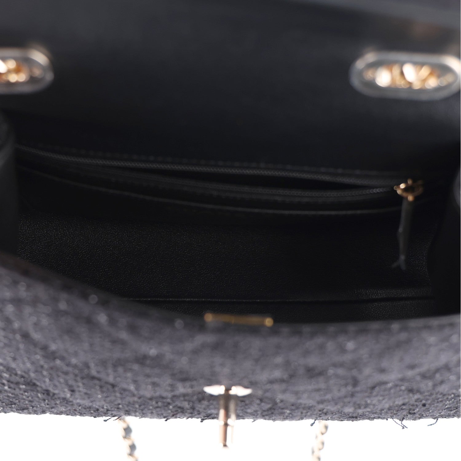 Tweed Quilted Medium Retro Twist Top Handle Flap Black — view 5