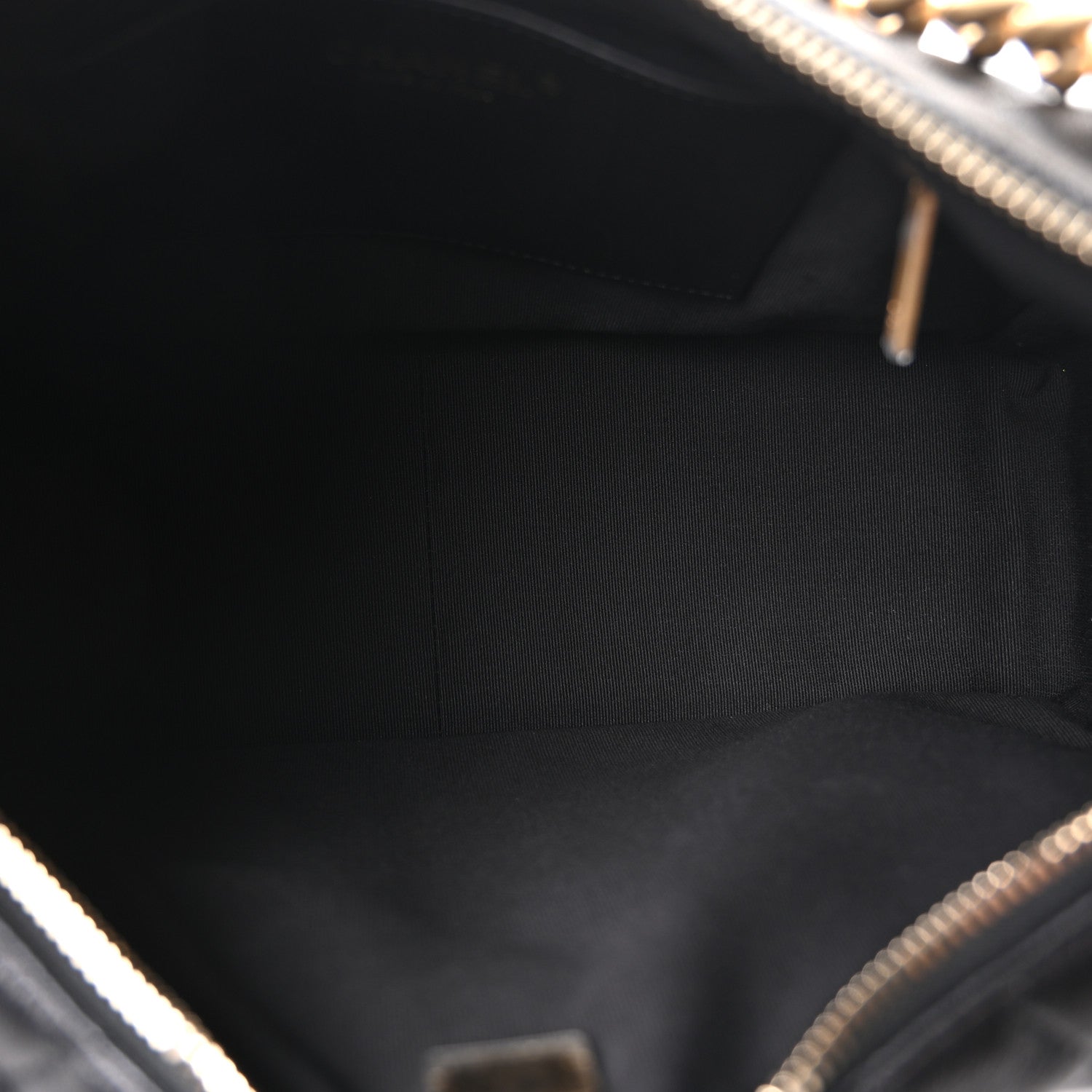Shiny Lambskin Quilted Large Trendy Pockets Hobo Black — view 4