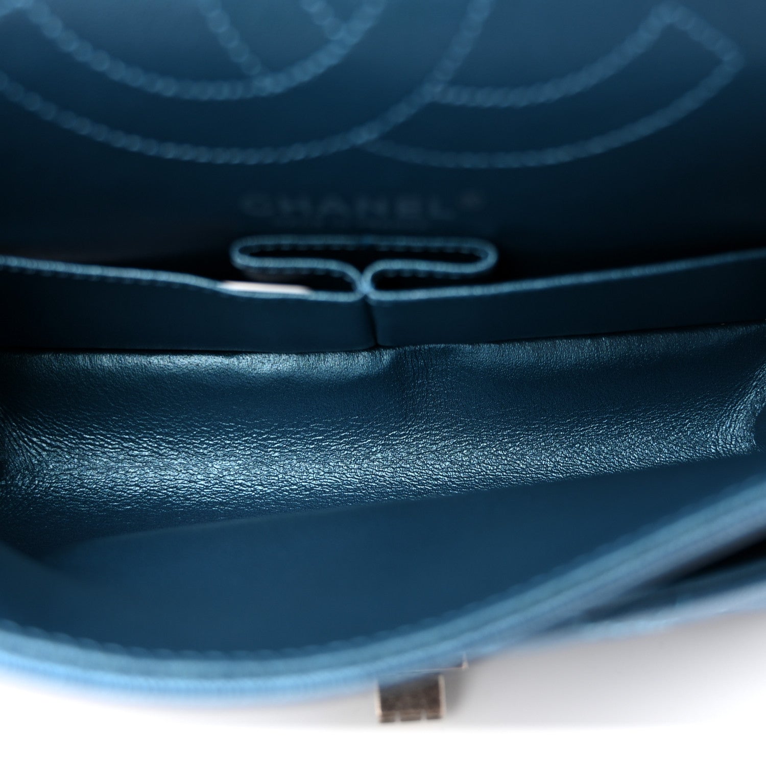 Metallic Sheepskin Quilted 2.55 Reissue 225 Flap  Blue — view 4