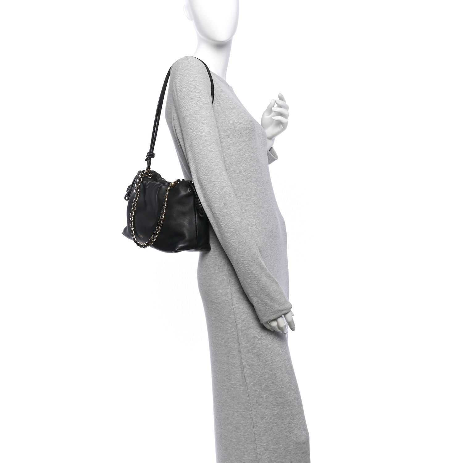 Mellow Nappa Medium Donut Chain Flamenco Knot Clutch Black — view 2