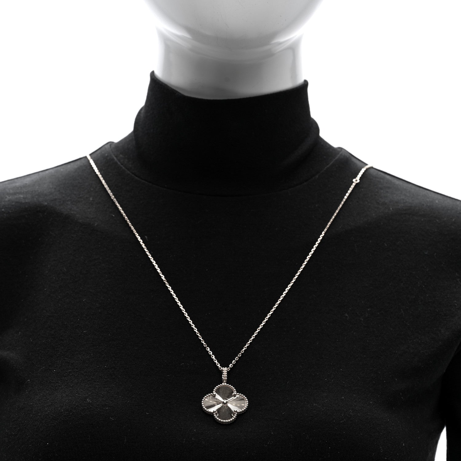 18K Yellow Gold Guilloche Magic Alhambra Long Necklace — view 2