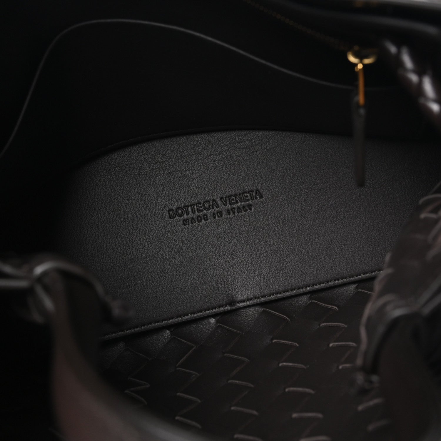 Nappa Intrecciato Small Andiamo Shoulder Bag Fondant — view 5