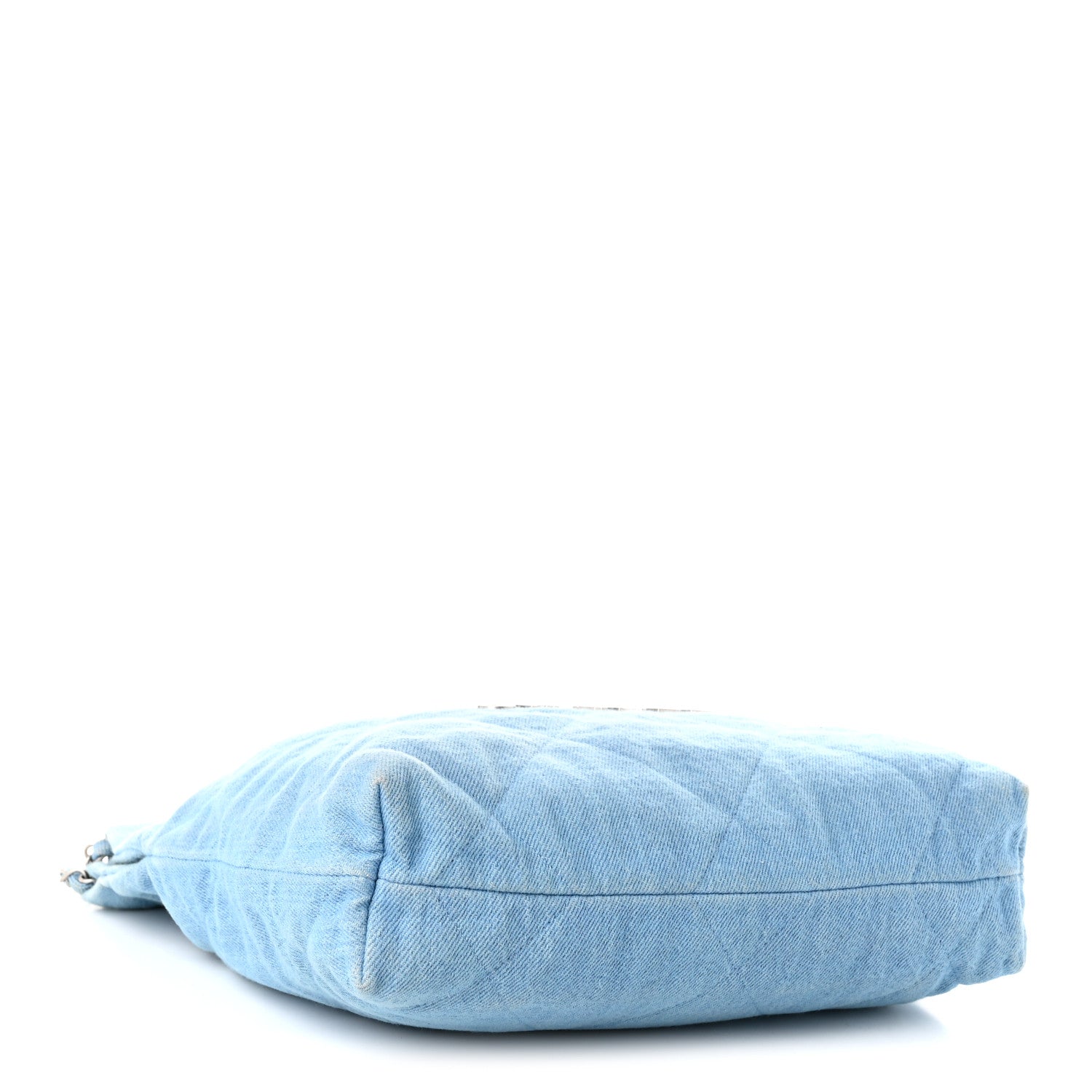 Denim Quilted Chanel 22 Light Blue — view 5