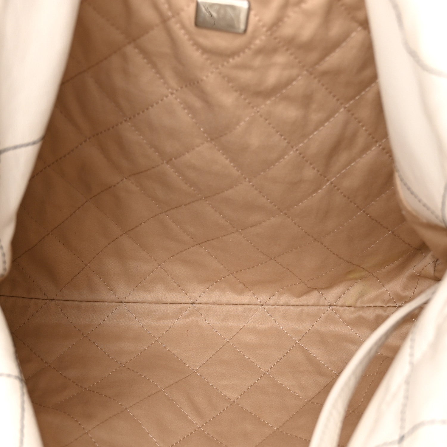 Shiny Calfskin Quilted Small Chanel 22 White Black — view 5