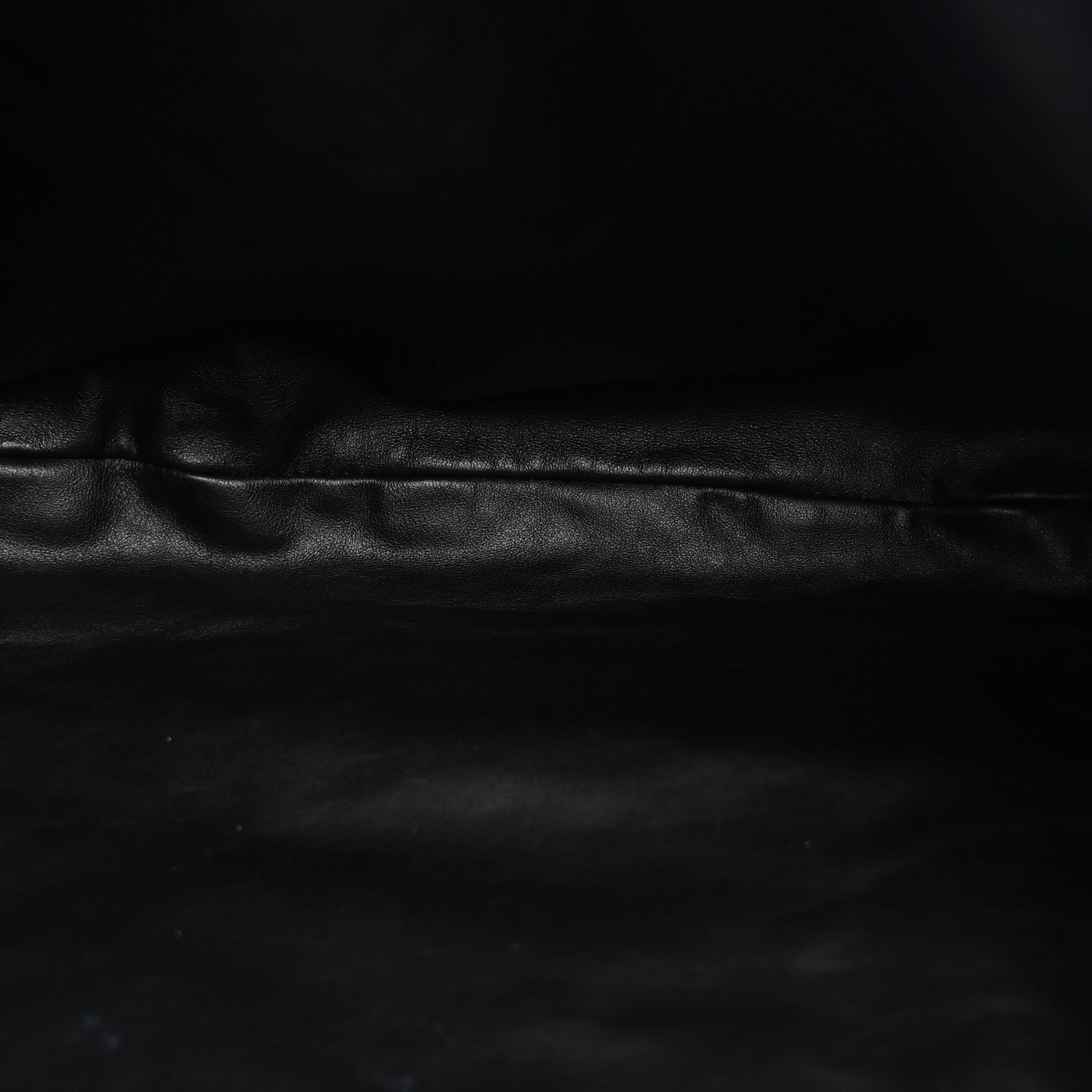 Nappa Intrecciato Medium Jodie Black — view 5