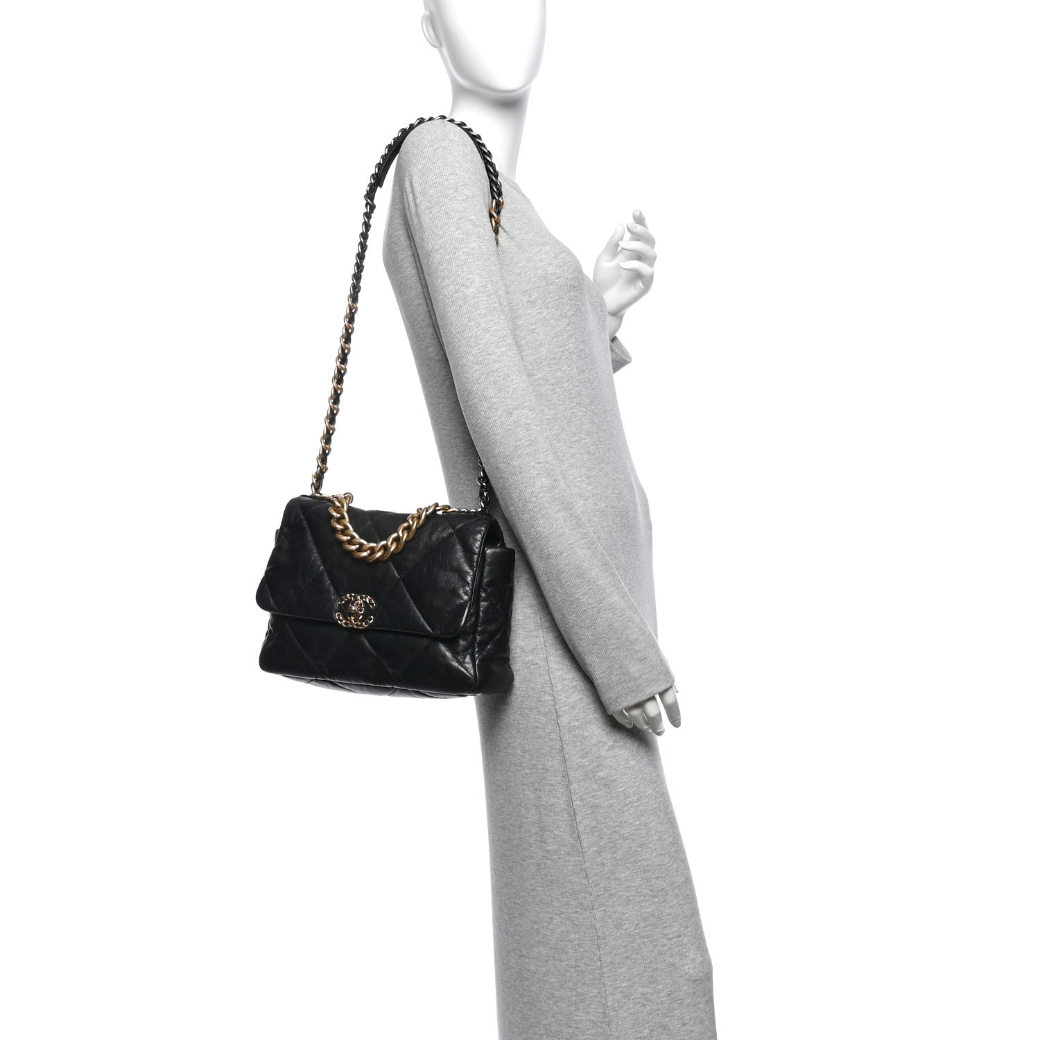 Lambskin Quilted Large Chanel 19 Flap Black — view 2