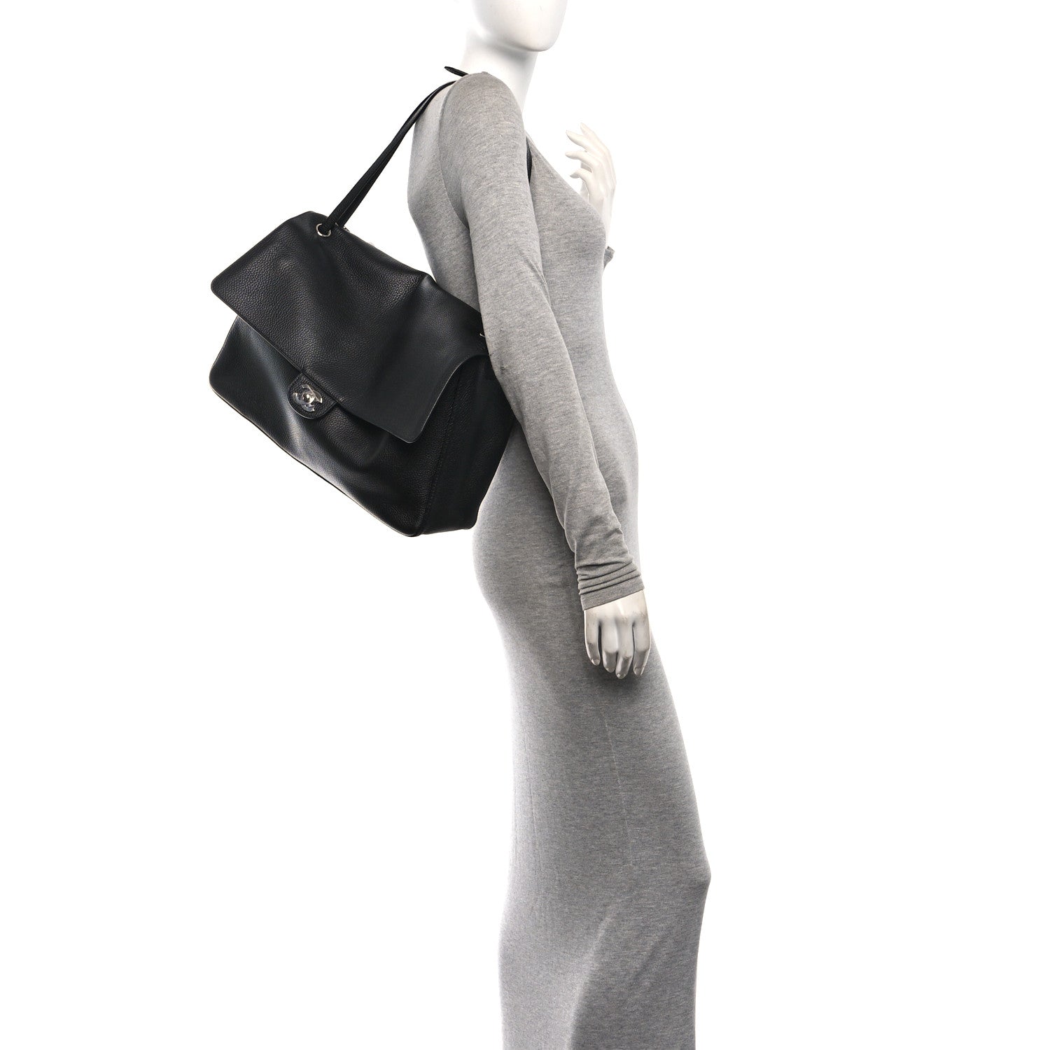 Grained Calfskin Souplissimo Maxi Flap Black — view 2