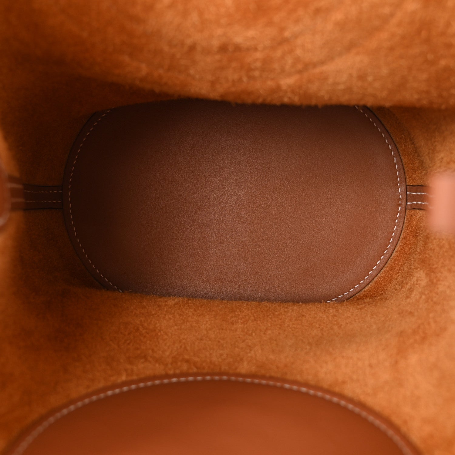 Taurillon Clemence Swift In-The-Loop 18 Bag Gold — view 5