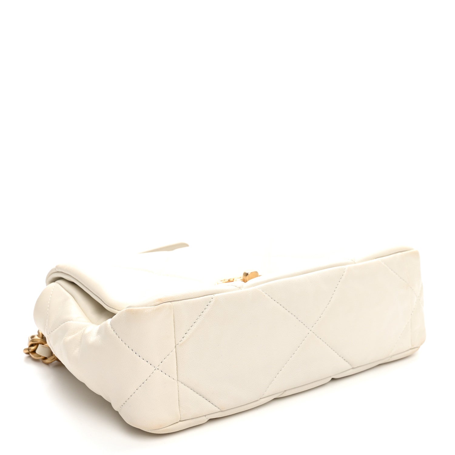 Lambskin Quilted Medium Chanel 19 Flap White — view 4