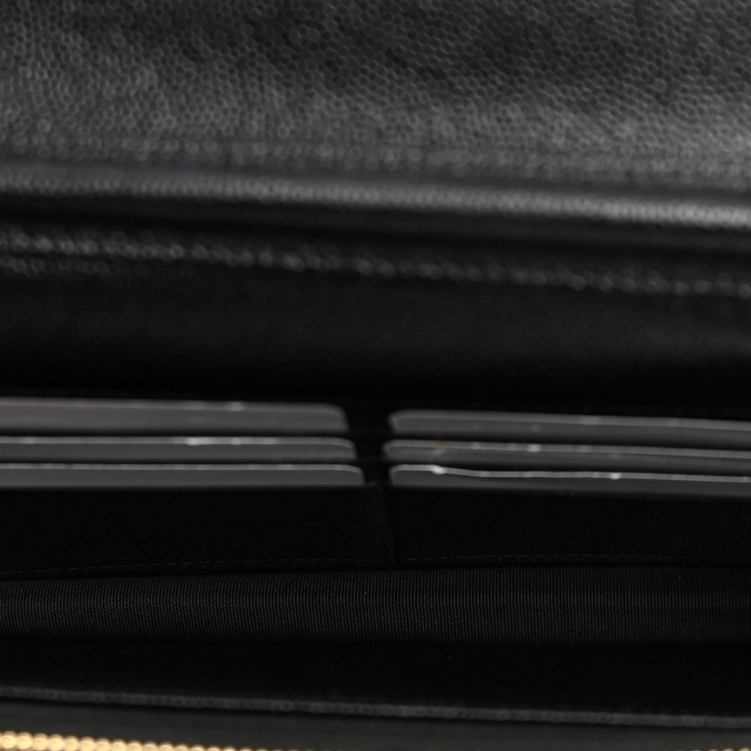 Caviar Quilted Golden Class Wallet On Chain WOC Black — view 5