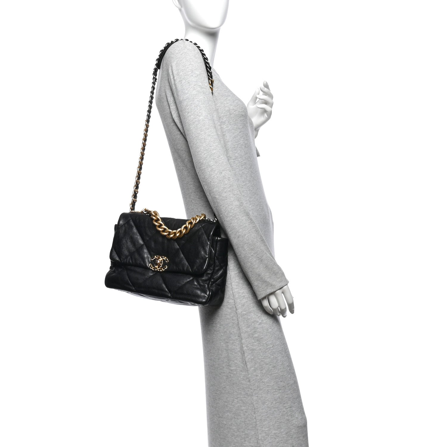 Lambskin Quilted Large Chanel 19 Flap Black — view 2