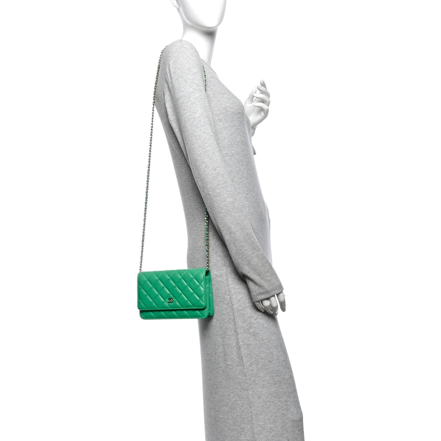 Lambskin Quilted Wallet On Chain WOC Green — view 2