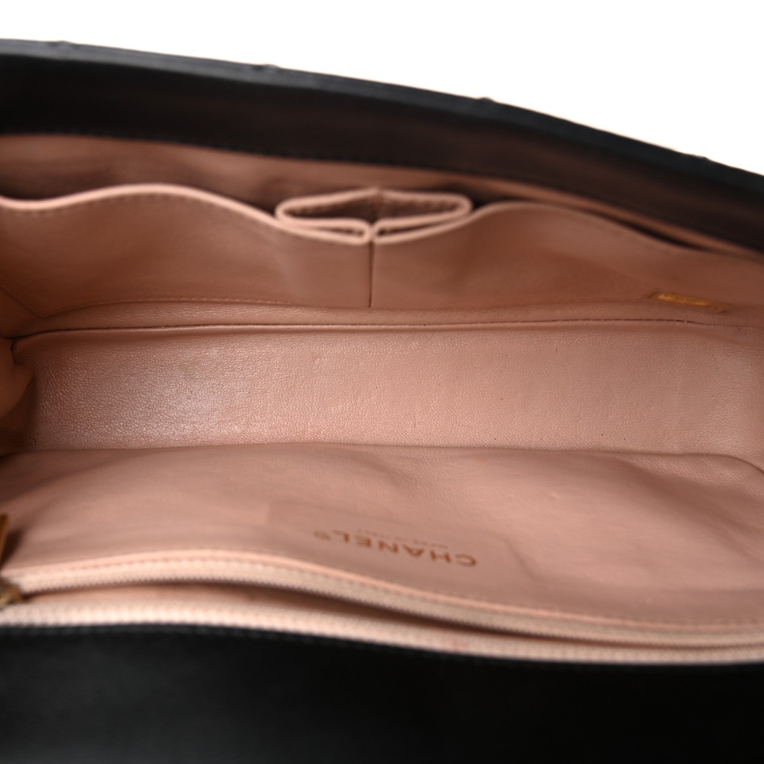 Caviar Quilted Medium CC Filigree Flap Black — view 4