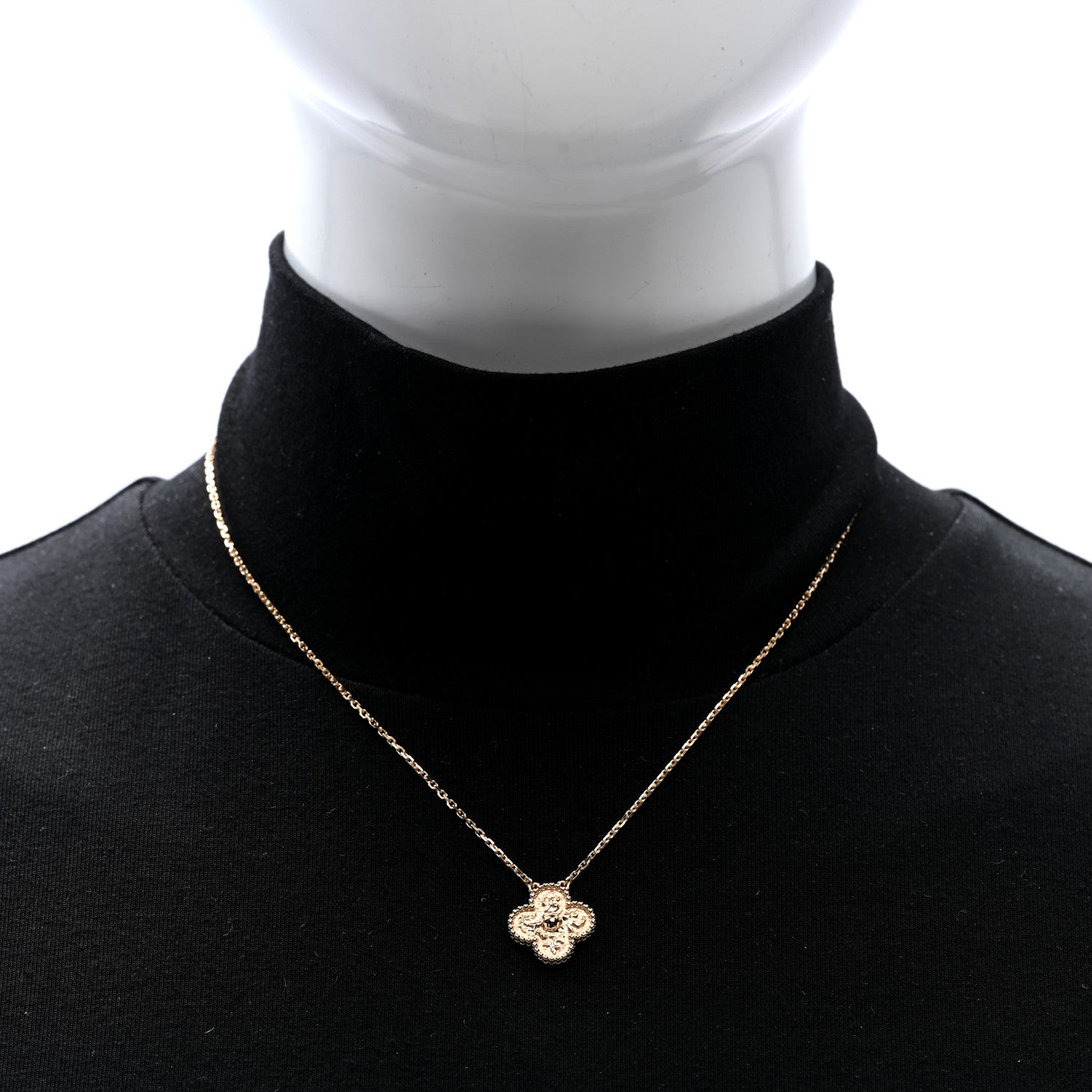 18K Yellow Gold Vintage Alhambra Pendant Necklace — view 2