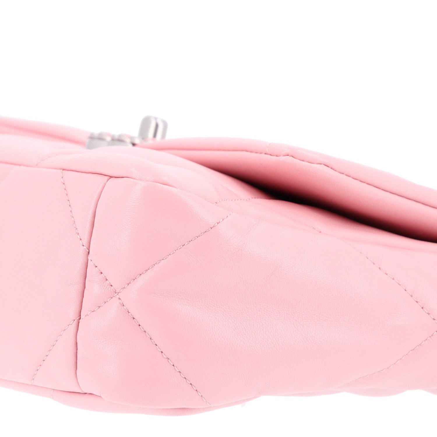Lambskin Quilted Medium Chanel 19 Flap Light Pink — view 3