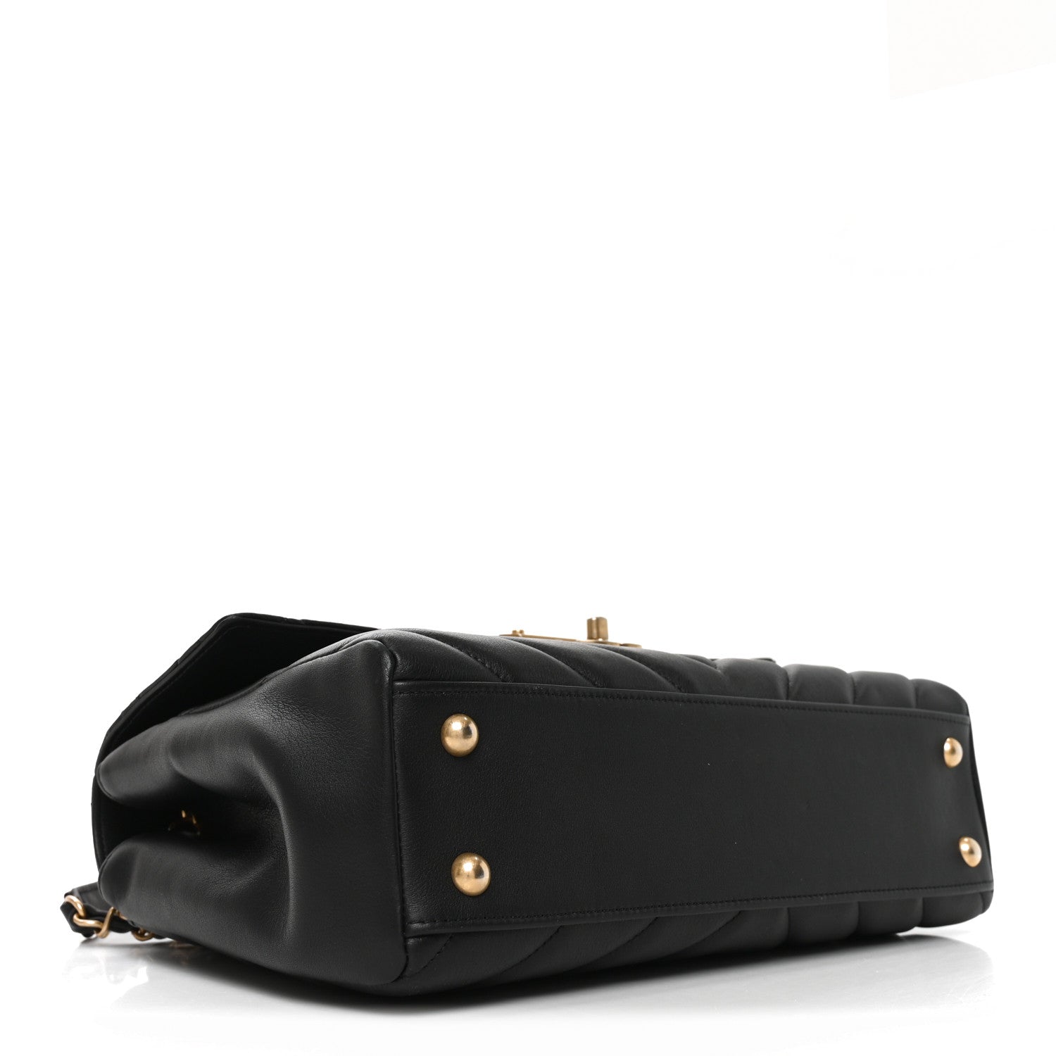Calfskin Quilted Chevron In The City Bag Black — view 4