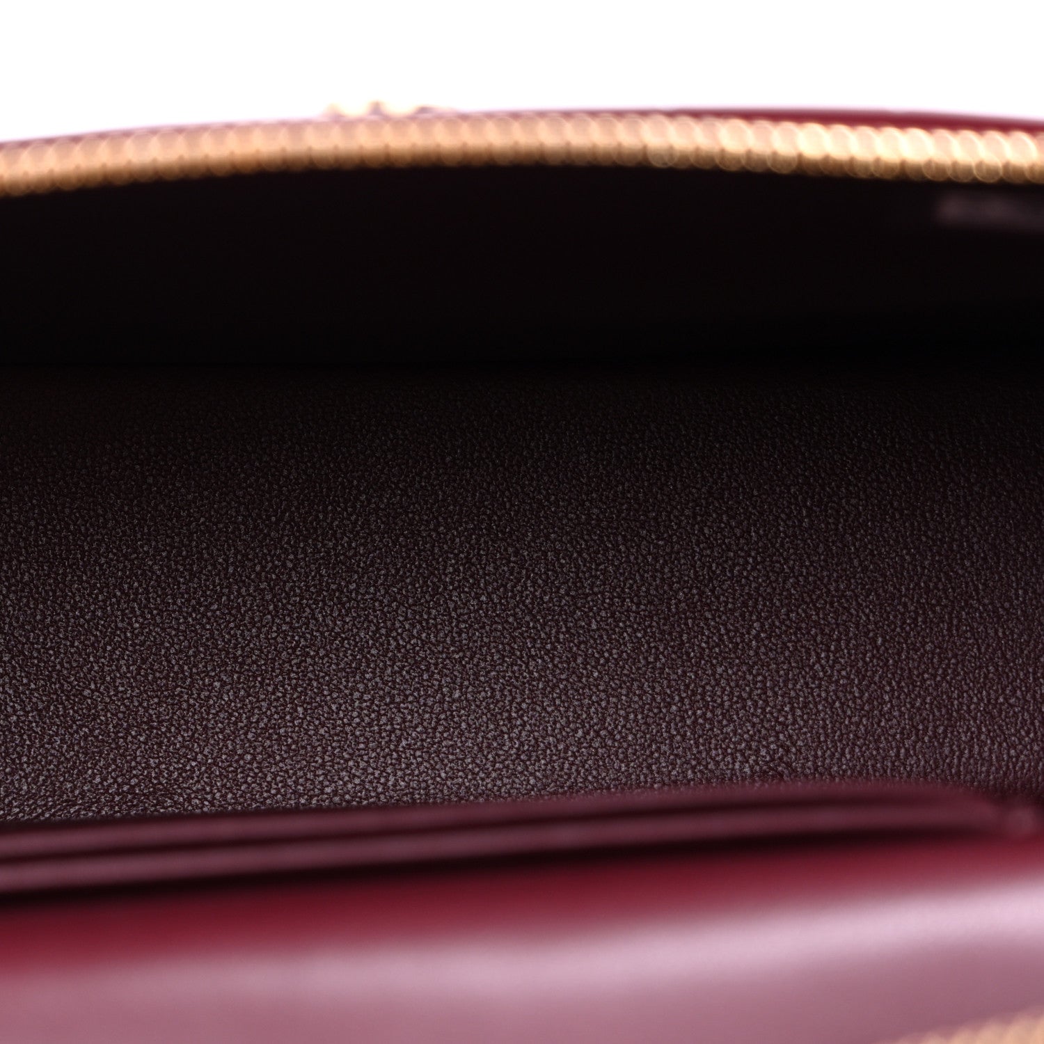 Calfskin Crocodile Embossed Crococo Exoticoco Vanity With Chain Dark Burgundy — view 4