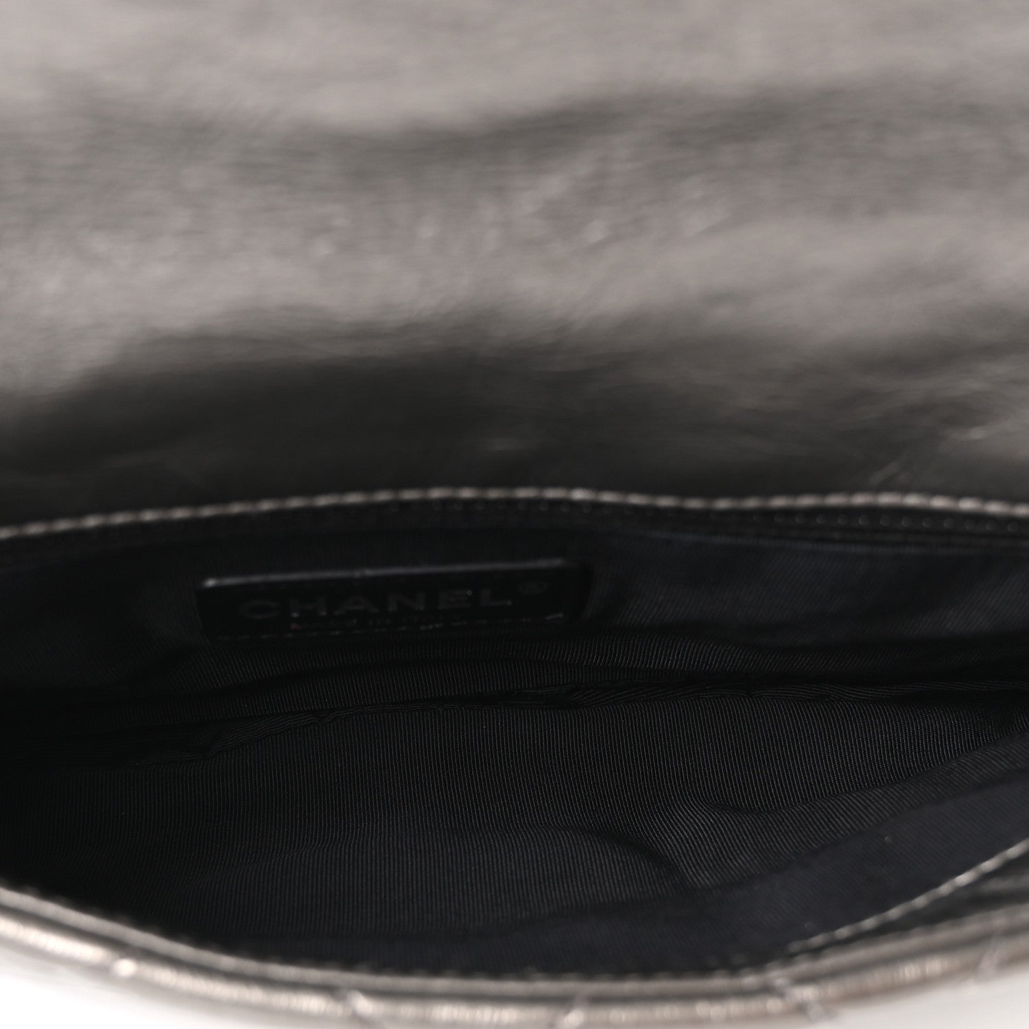 Metallic Calfskin Quilted Medium Chain Me Flap Grey — view 5