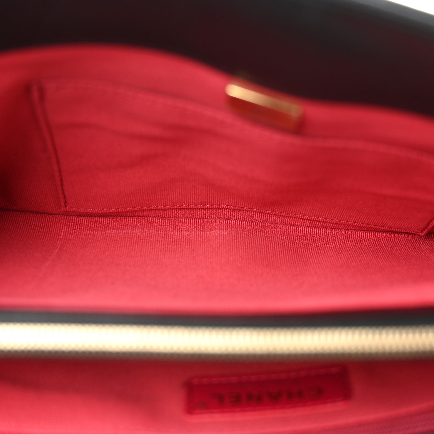 Lambskin Quilted Pearl Clutch Black — view 5
