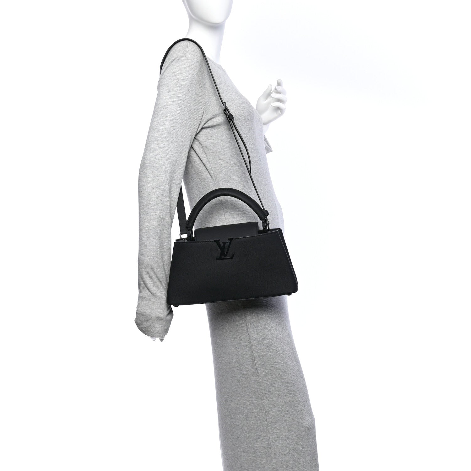 Taurillon Capucines East West MM Matte Black — view 2
