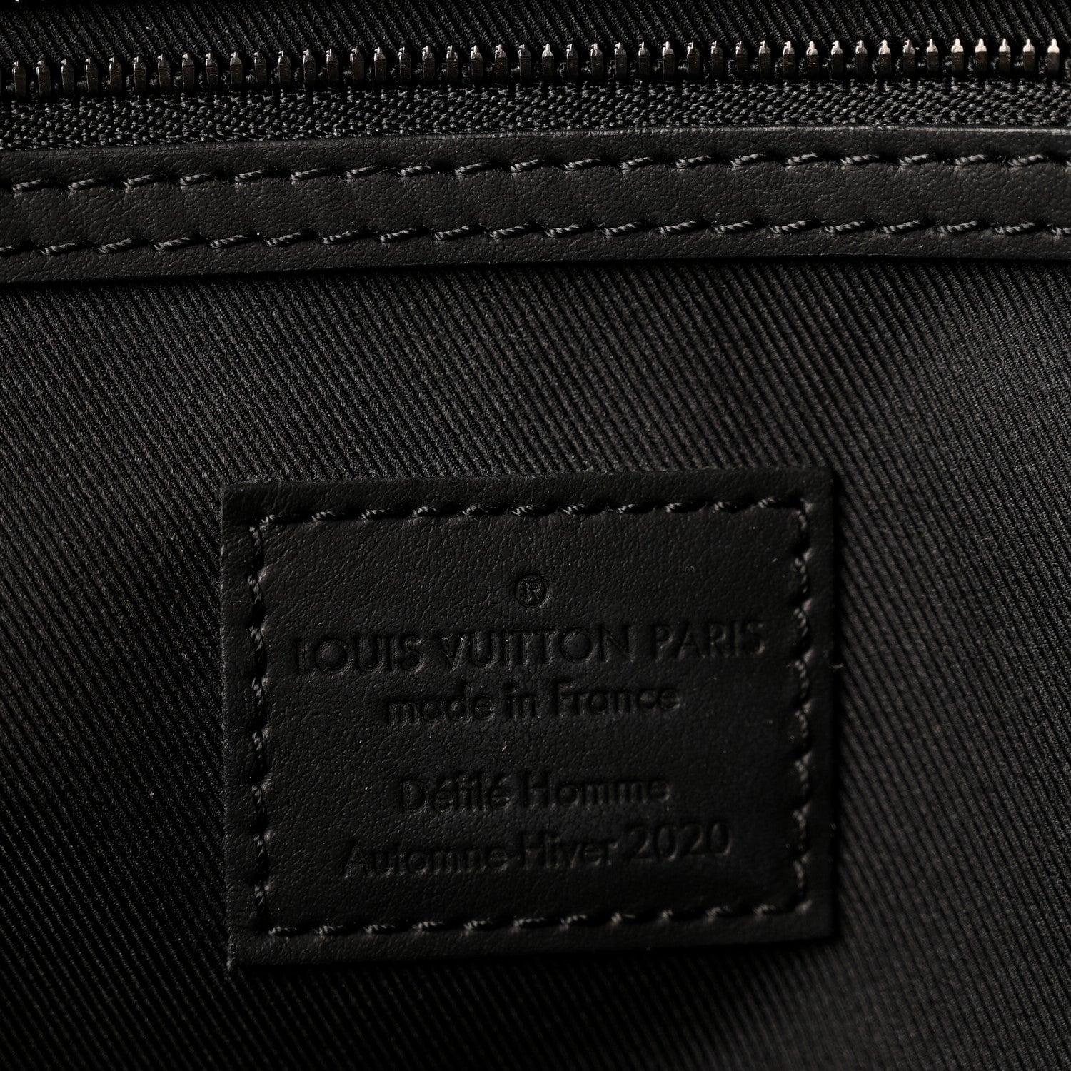 Taiga Monogram Keepall Bandouliere 50 Khaki — view 5