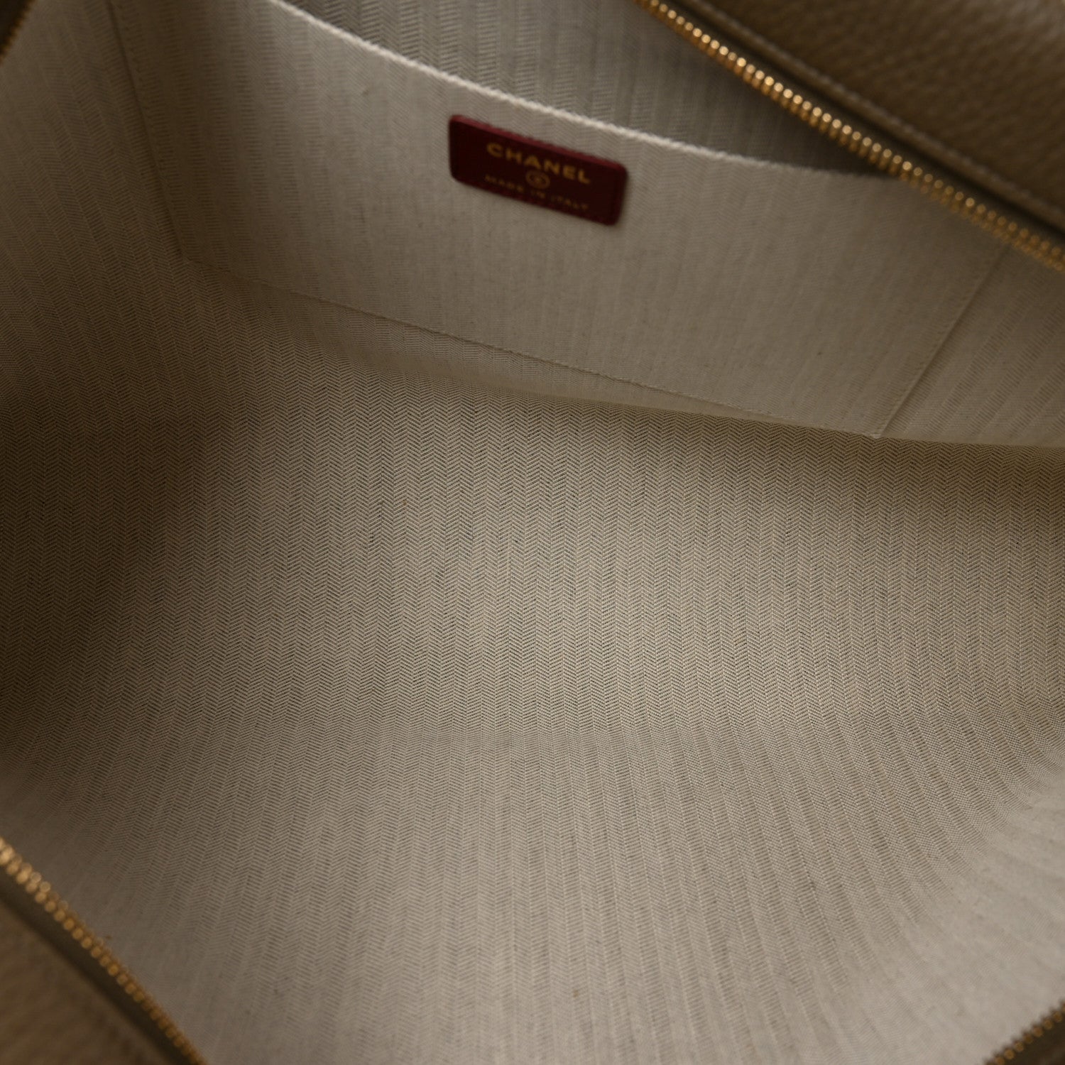Grained Calfskin Large Zipped Pouch Dark Khaki — view 5