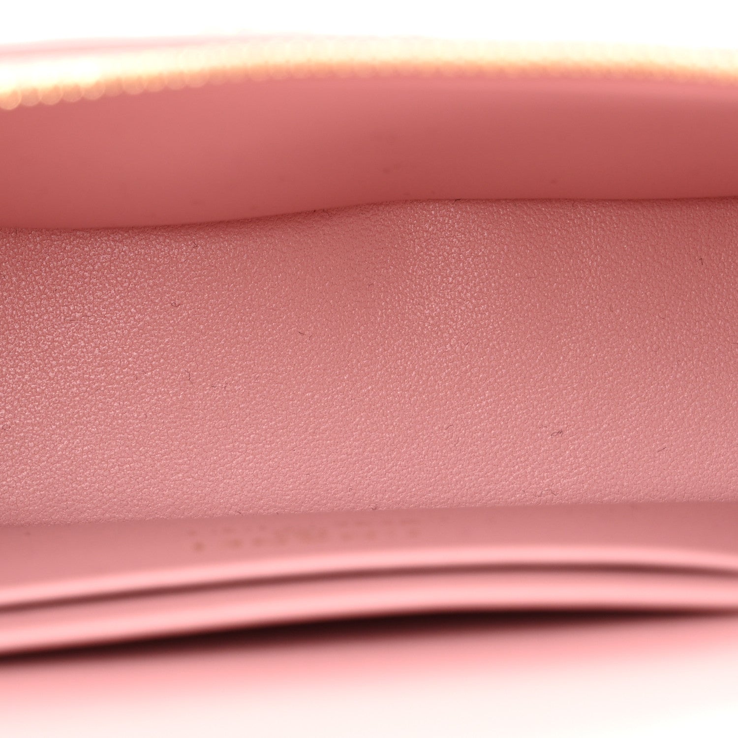 Calfskin Crocodile Embossed Crococo Top Handle Slim Vanity Case With Chain Light Pink — view 5