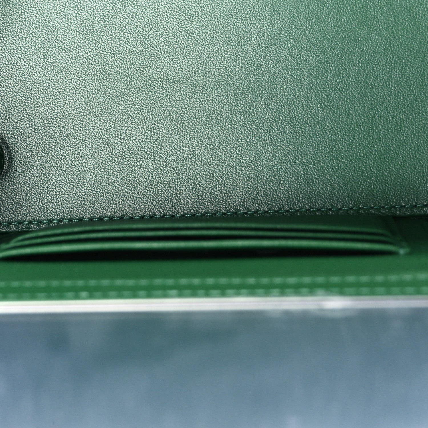 Calfskin Crocodile Embossed Exoticoco Small Top Handle Vanity Case With Chain Emerald — view 5