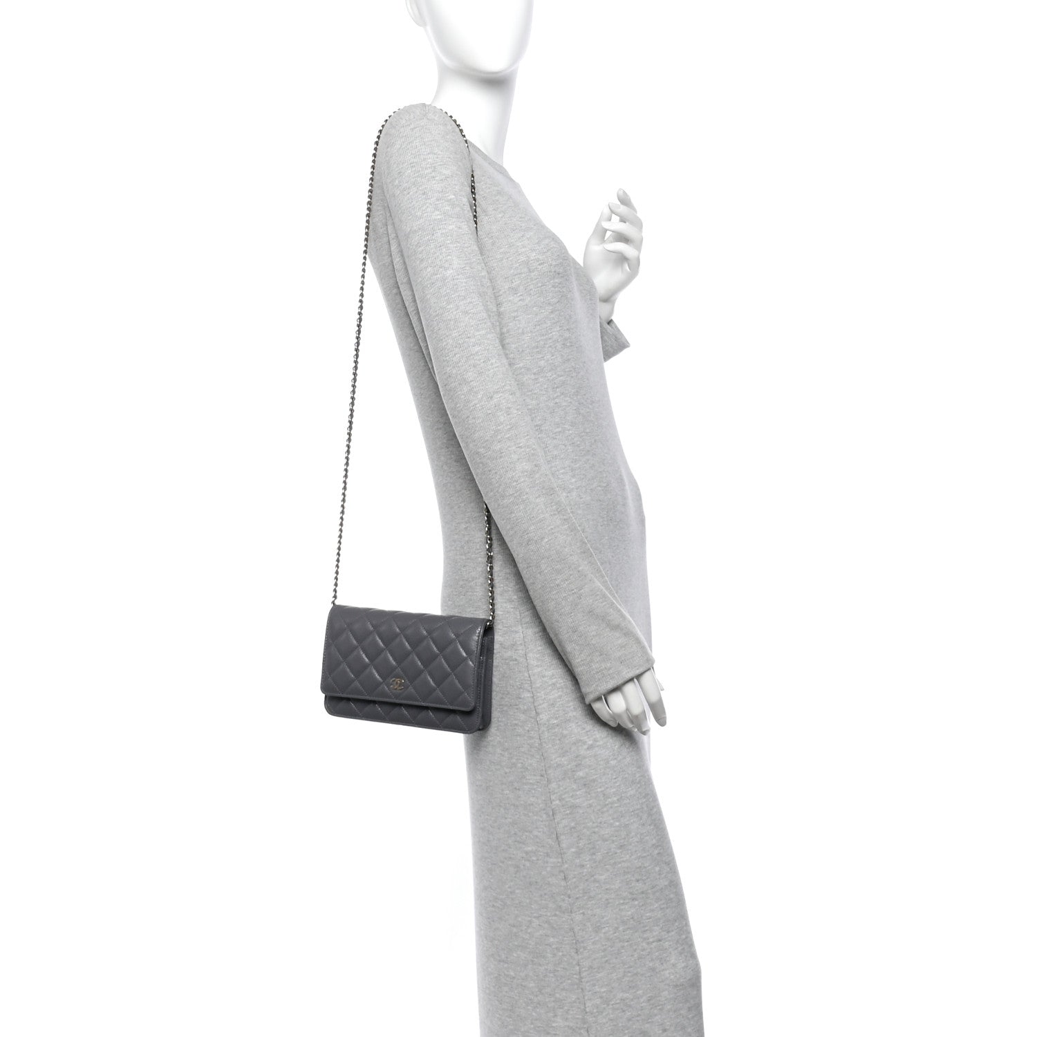 Caviar Quilted Wallet on Chain WOC Grey — view 2