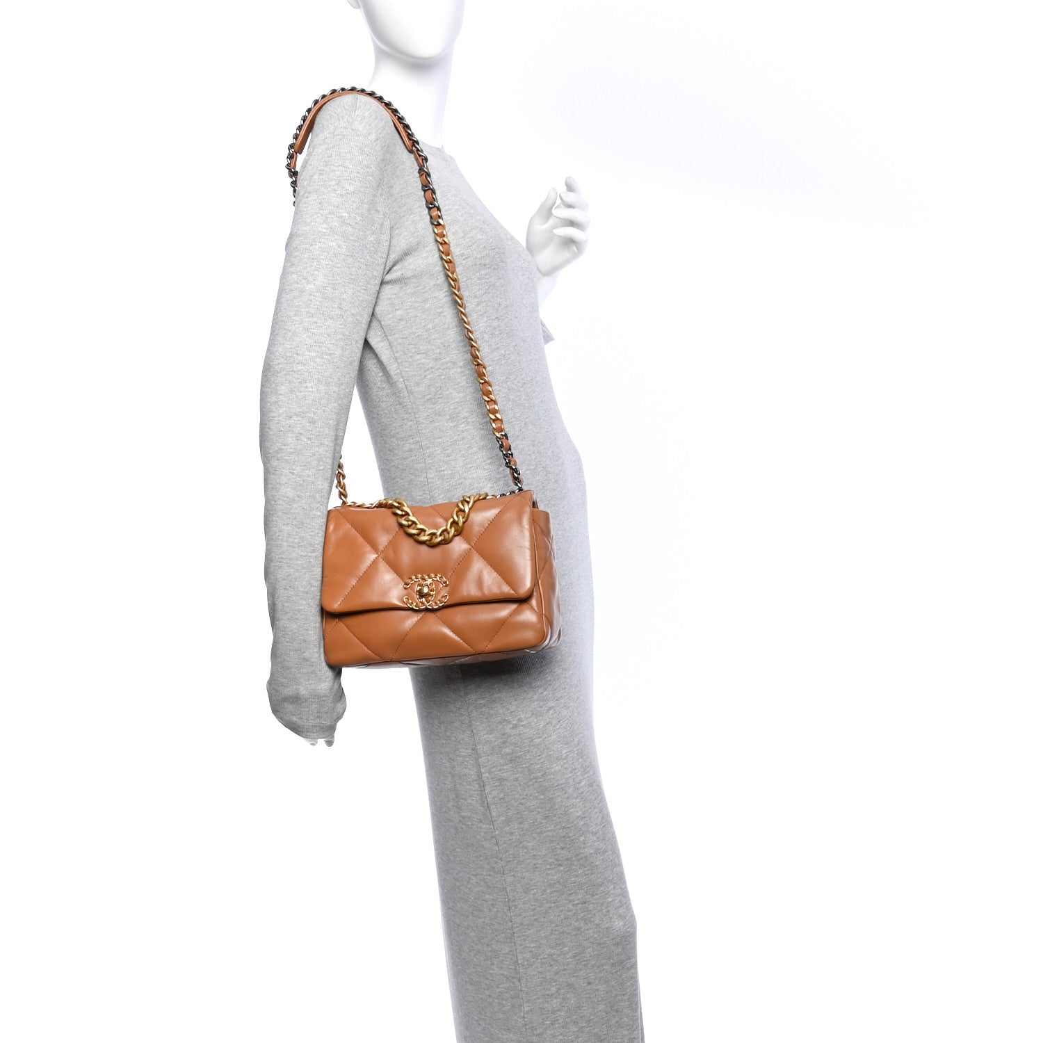 Lambskin Quilted Medium Chanel 19 Flap Brown — view 2