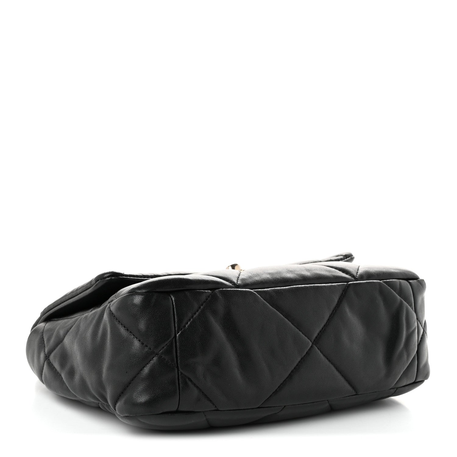 Lambskin Quilted Medium Chanel 19 Flap Black — view 4