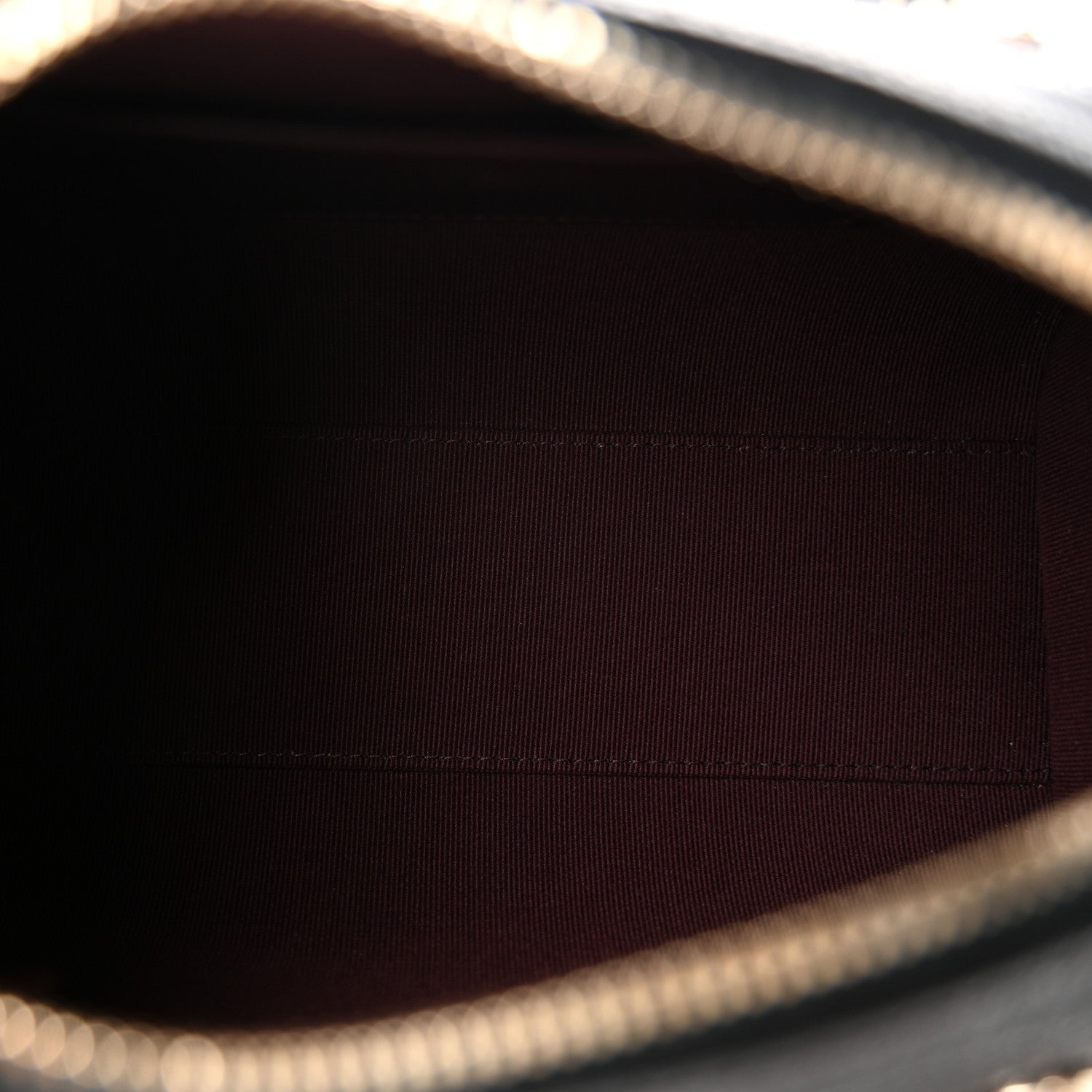 Caviar Quilted Barrel Clutch With Chain Black — view 5