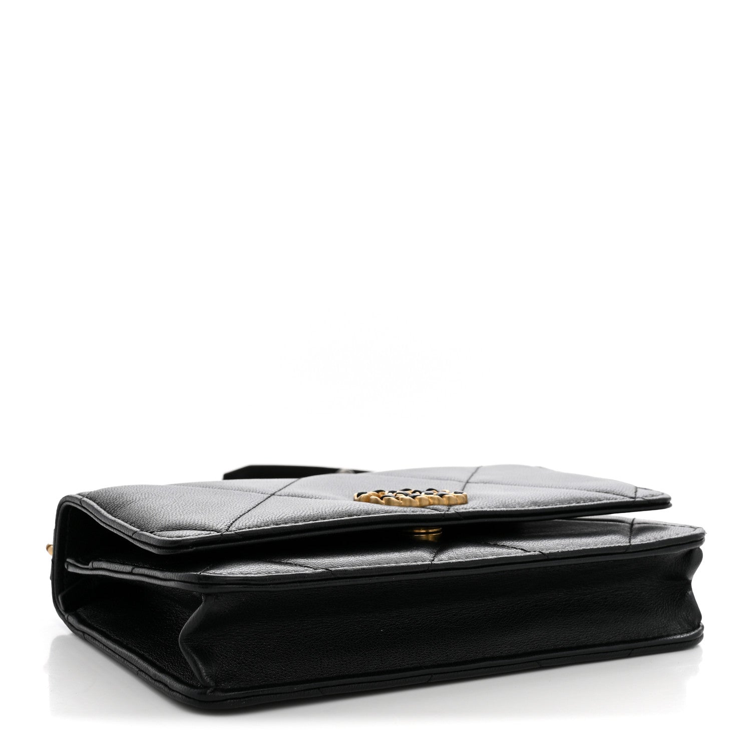 Lambskin Quilted Chanel 19 Wallet On Chain WOC Black — view 4